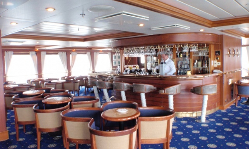 Cruceros Australis Patagonia Cruise Mel Franco. Viva Expeditions 9