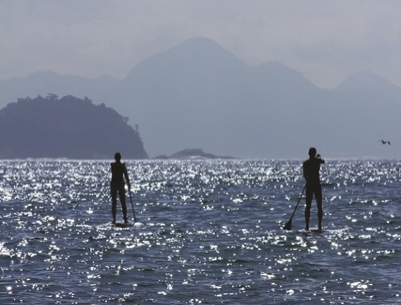 STAND-UP PADDLE BOARDING LESSONS