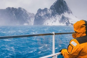 Antarctic Express: Fly South, Cruise North