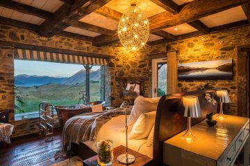 Luxury South Island Mountains & Lakes