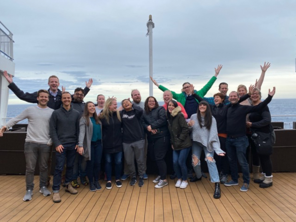 Pia and the other travellers