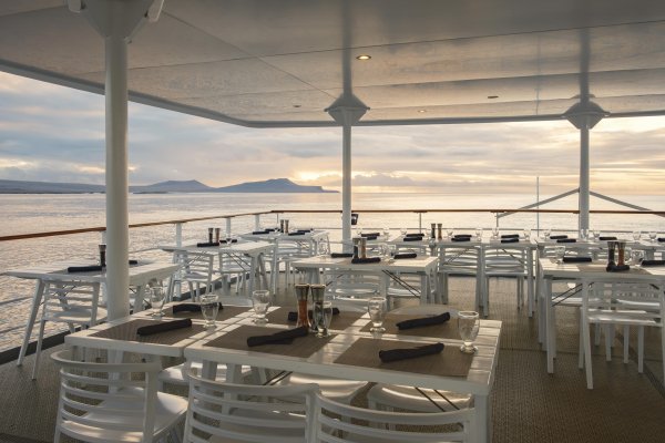 alfrescorestaurant 1 GO Galapagos