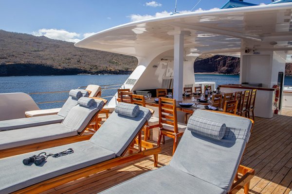 nparadise sundeck1 Royal Galapagos
