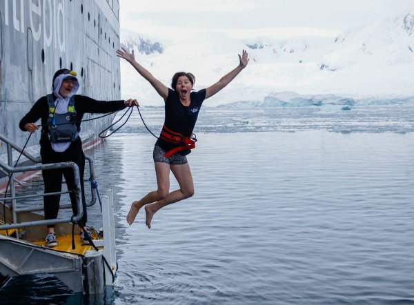 Activities in Antarctica, Polar Plunge in Antarctica with Tara from Viva