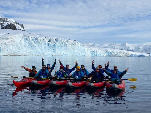 excursions in Antarctica: Day Paddling