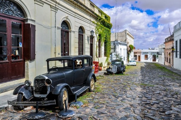 Automobile on the street of Colonia del Sacramento